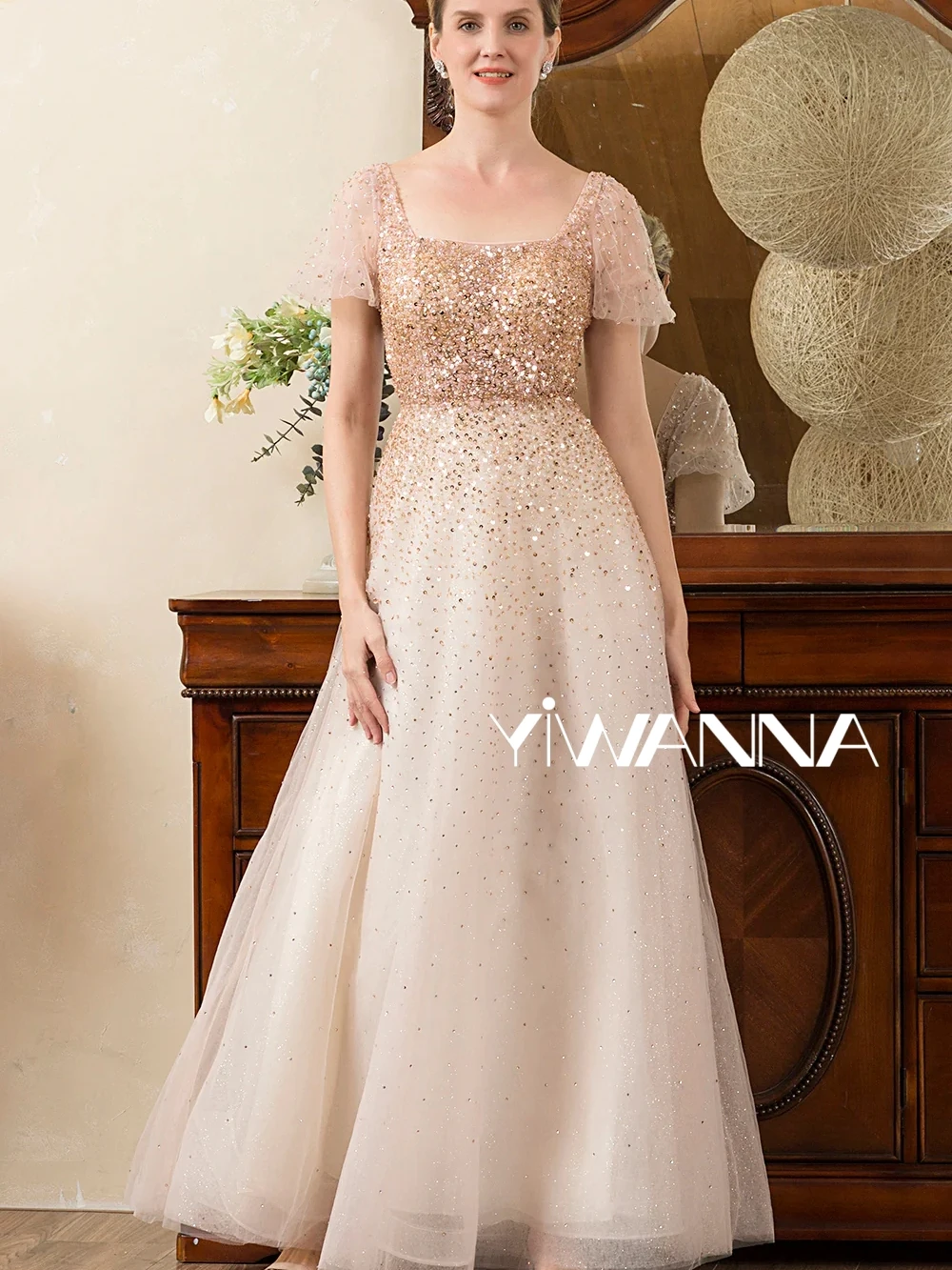 

Modest Square Neck Mother Of The Bride Dress For Wedding Sparkly Sequins Beads Prom Dress Elegant A-line Long Evening Gown