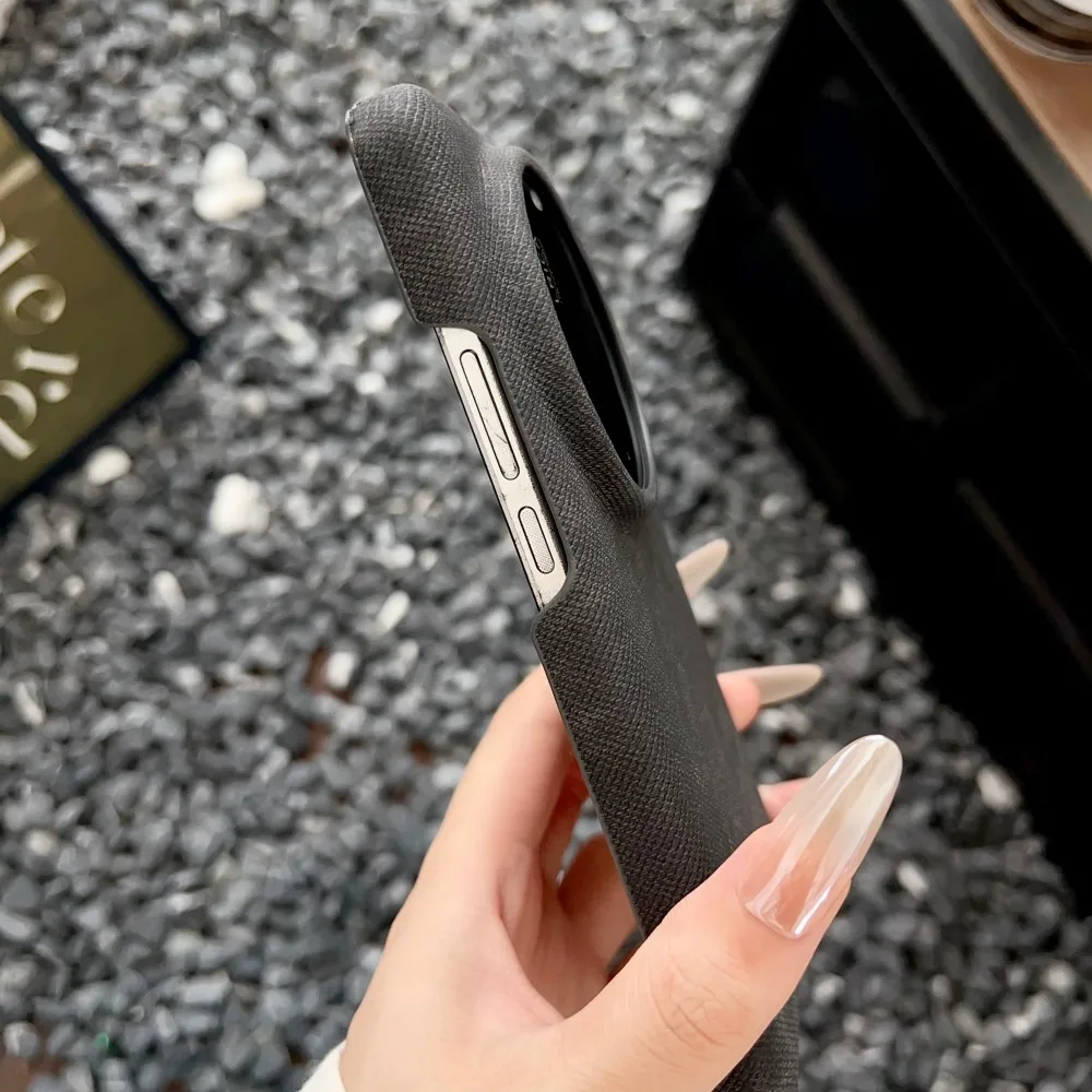 Luxury Cowboy Skin Magnetic Wireless Charging Protective Back Cover