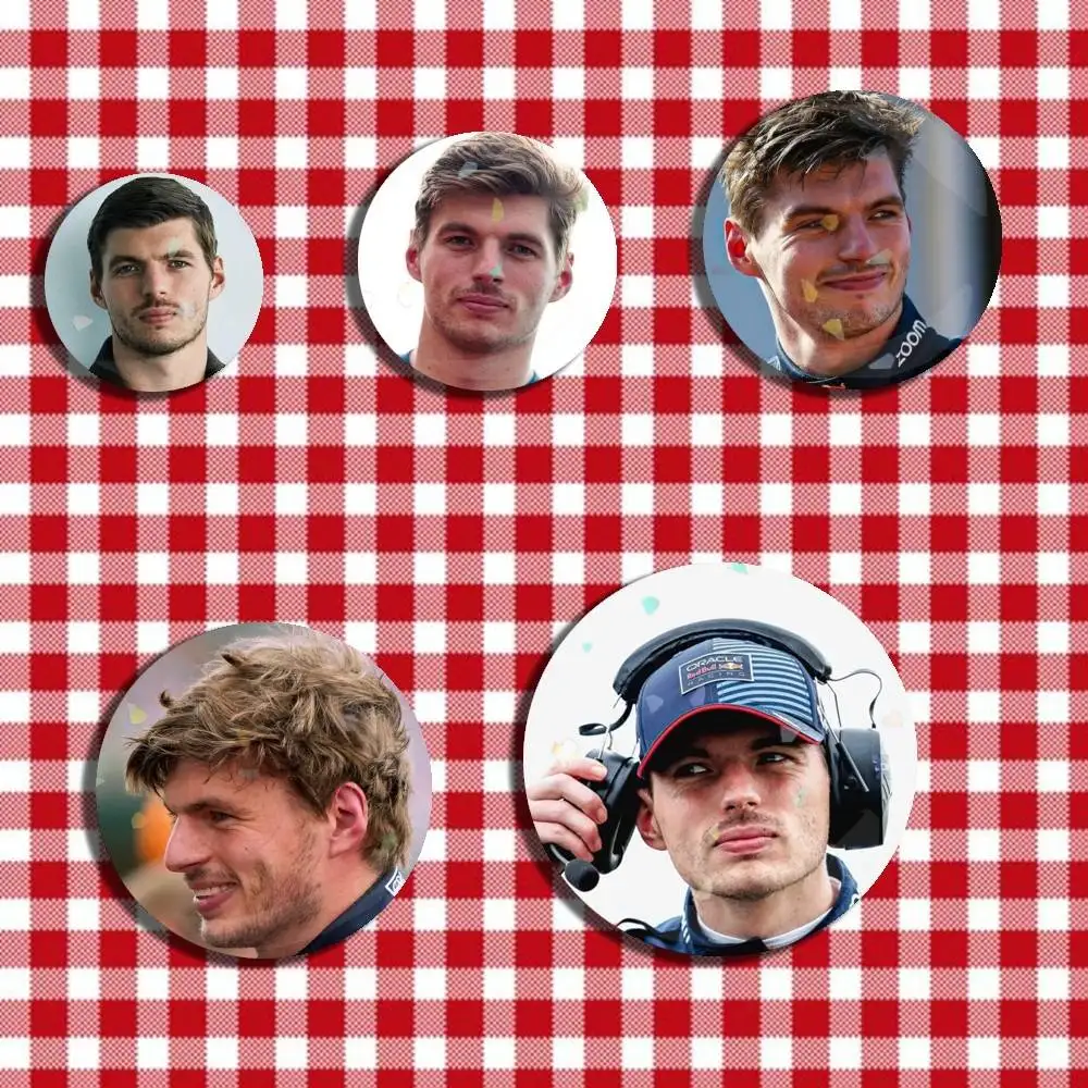 M-Max 레이싱 드라이버 V-Verstappen 레이저 배지 크리에이티브 핀 브로치 가방 의류 모자 장식 선물 팬 수집품