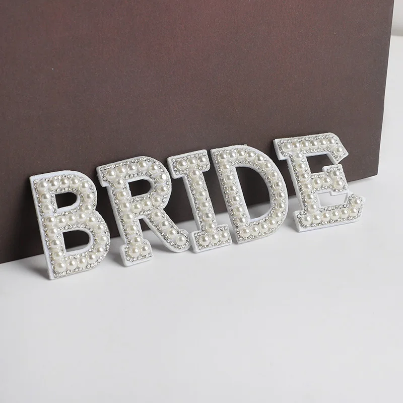 BRIDE Strass-Perlen-Buchstaben-Applikationen zum Aufbügeln für Hochzeitskleider, Jacken, Hochzeitsoutfits, Brautparty-Dekoration – Detail 6