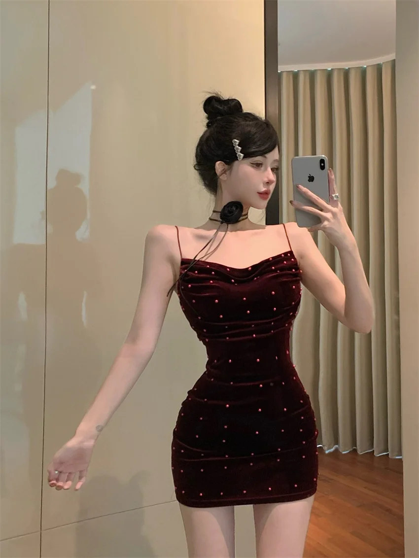 

Fashion Women Spaghetti Velour Dress Women Sexy Dress Party Beading Vintage Ruched Dresses Ladies 2024
