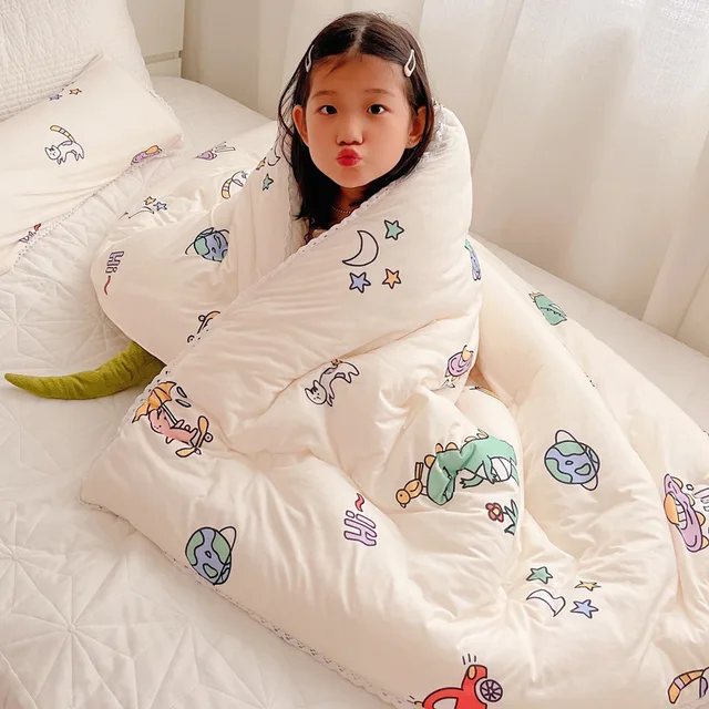 아동용 경량 퀼트 이불: 부드러운 잠을 위한 따뜻하고 통기성 있는 편안함