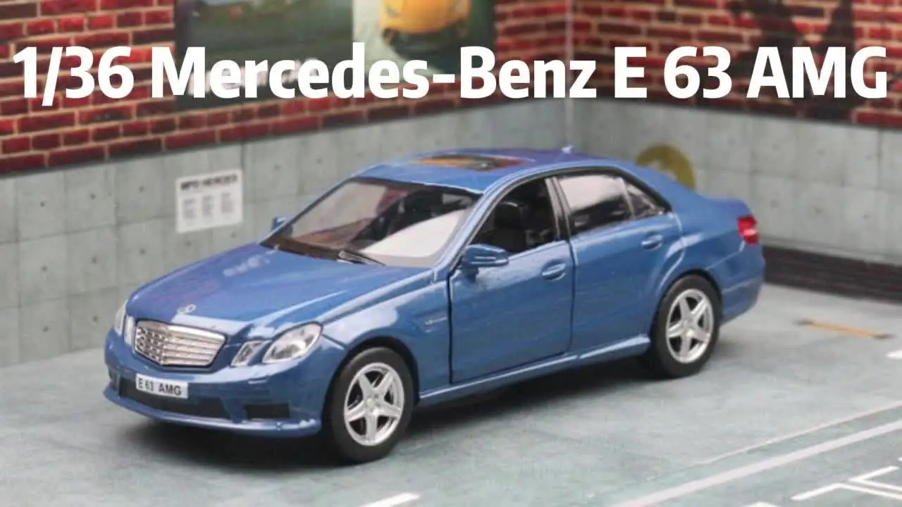 1/36 メルセデスベンツ E クラス E 63 AMG おもちゃの車のモデル子供の