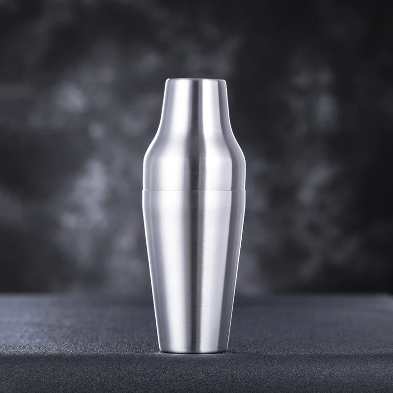 650ml Stainless Steel French Cocktail Shaker Classic and Elegant Bar Cocktail Shaker Bartender Bar Tool