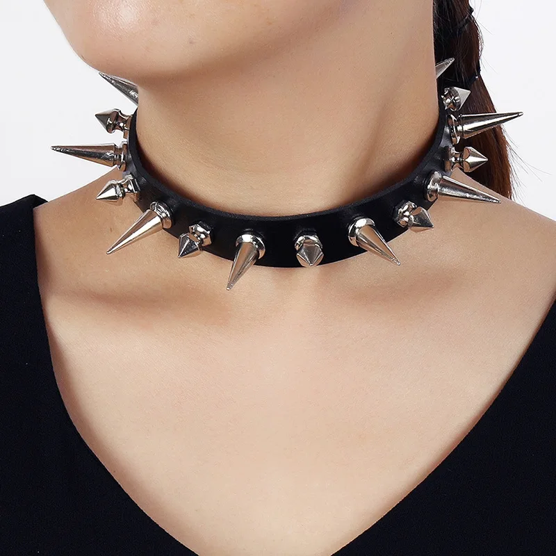 Gothic Choker Necklaces Women Girls Rivet Leather Necklace Rock Kpop Punk  Neck Collars Black Choker Necklace Cool Collar