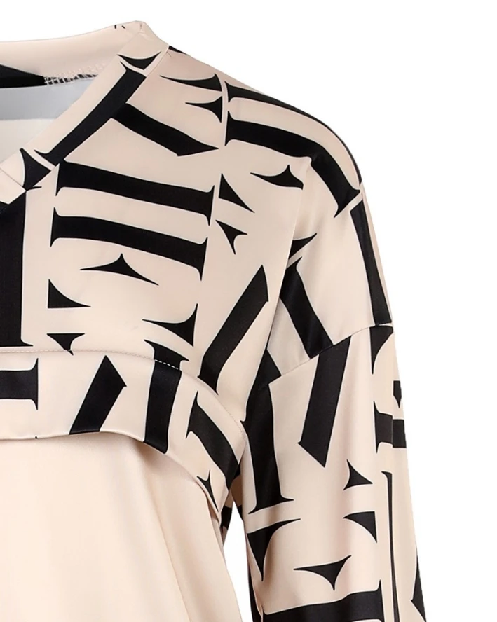 Рисунок 6 - Комплект из двух предметов для женщин