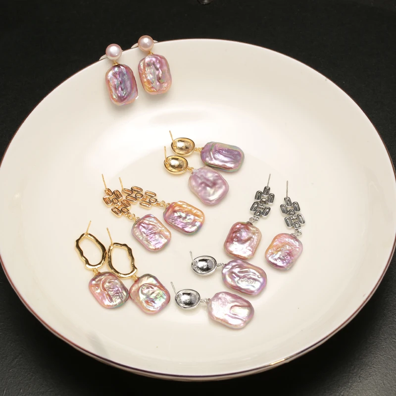 ORECCHINI CON PERLE BAROCCHE - Gioielli - Orecchini - di Marinel