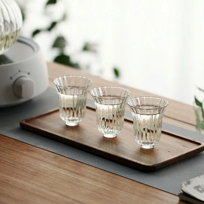 Japanese Heat-resistant Handmade Glass Chrysanthemum Petal Pattern Flower Teacup White Wine Cup Tea Cup Teacup Smelling Smal