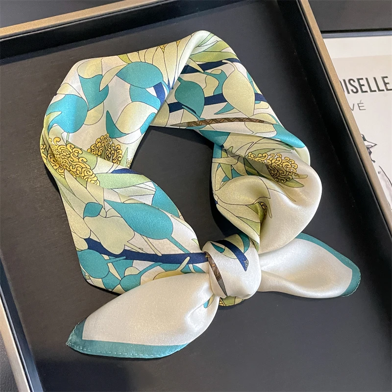

2023 Brand 100% Real Silk Small Square Scarf Luxury 53cm Neckerchief Hair Foulard Hand Bag Wrist Kerchief Neck Tie Accessories