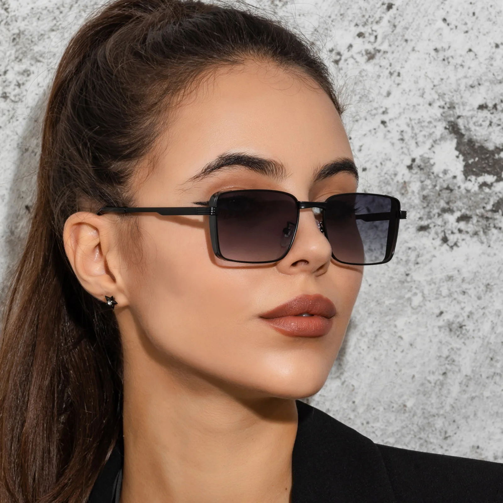 Summer Style Retro Square Cubitts Sunglasses For Women And Men