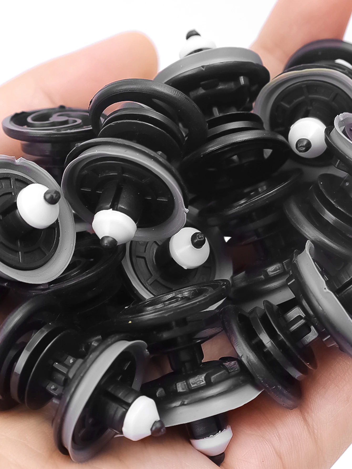 10–100 Stück hochwertige Türverkleidungs-Schnallen für Volkswagen Audi Modelle – Kfz-Innenraum-Türverkleidungs-Clip-Befestiger für Autowerkzeuge – Detail 4