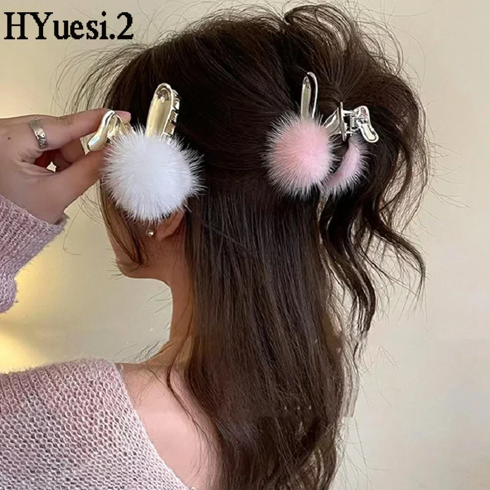 

Cute Rabbit Shaped Plush Hair Claws Elegant Metal Non-Slip Strong Hold Pompom Fur Ball Hair Clips Grab Women Winter Headress