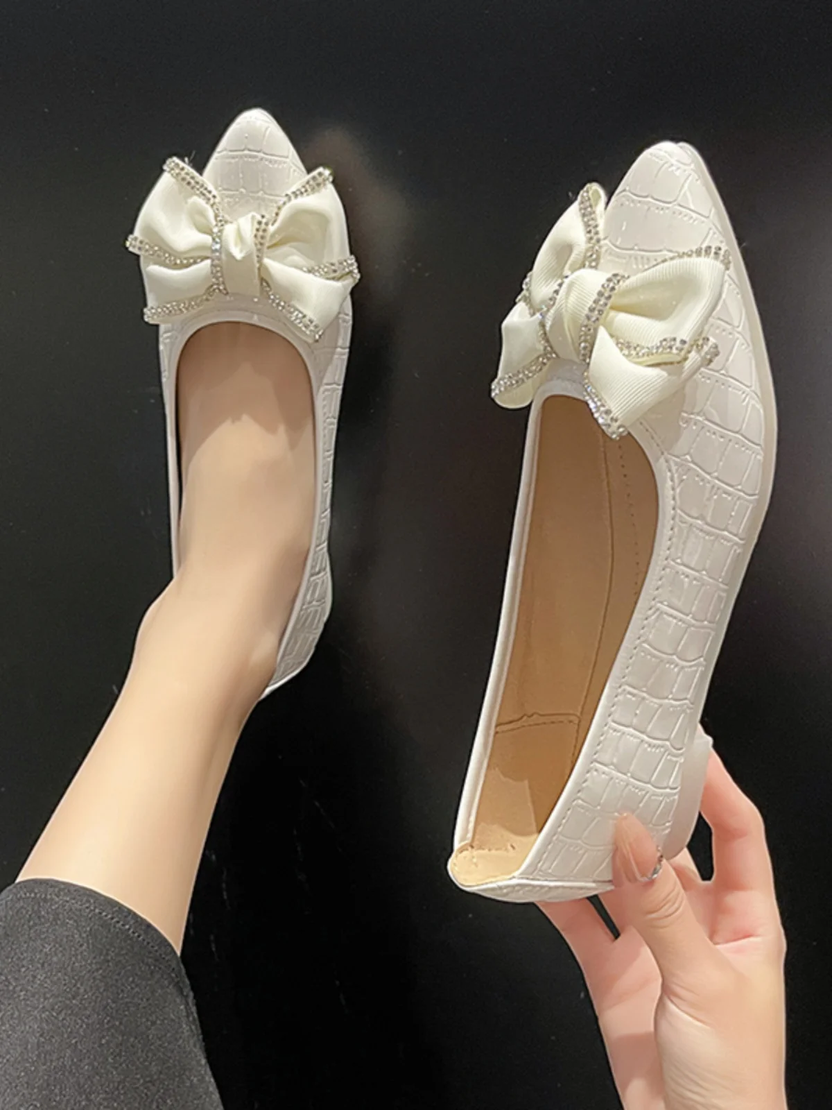 

Moccasin Shoes Shallow Mouth Female Footwear Soft Elegant Bow-Knot Casual Sneaker Pointed Toe Autumn 2024 Fashion Women's Moccas