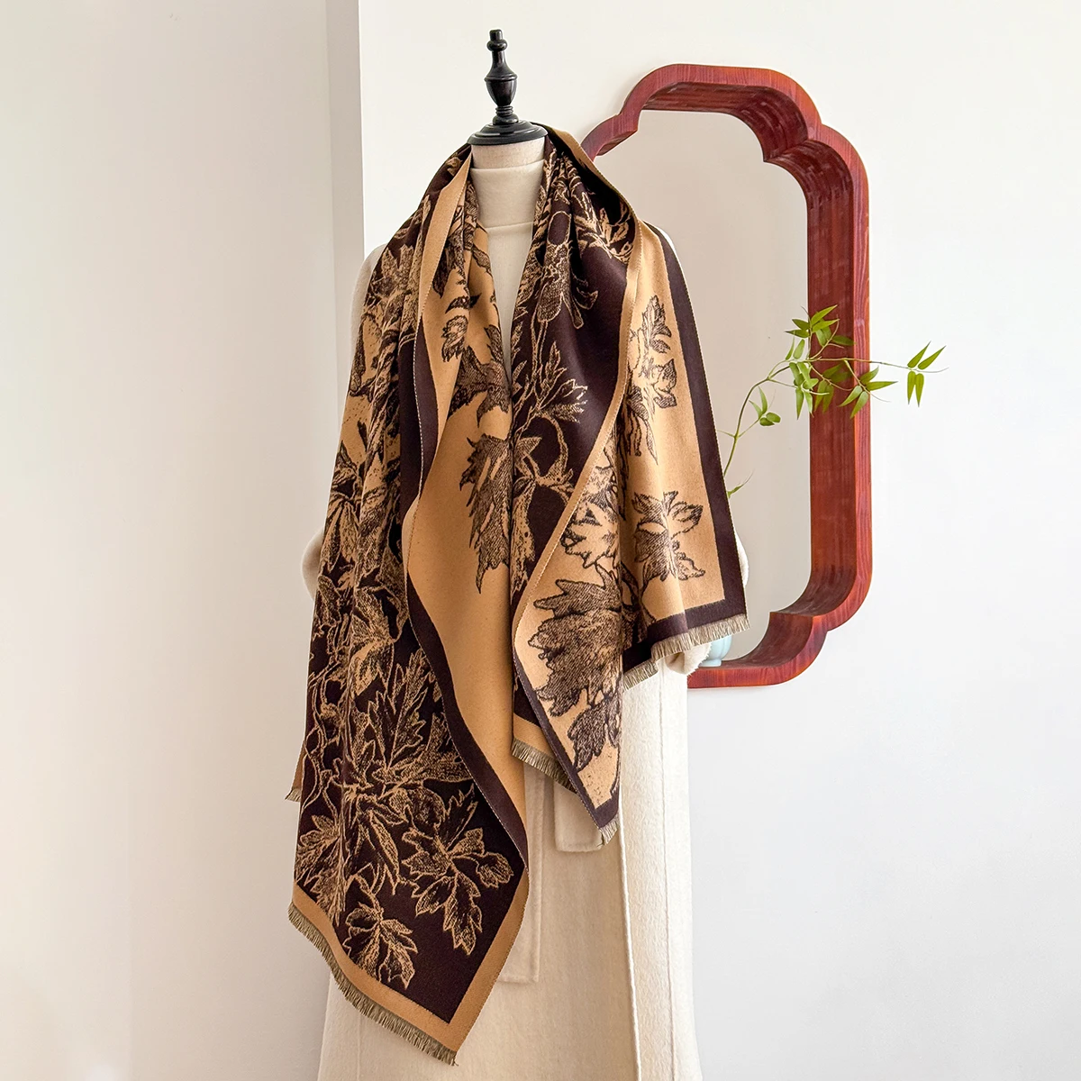 2025 Luxury Brand Winter Cashmere Scarf for Women - Retro Printed Shawl with Tassels, Warm Pashmina Wrap & Bandana Poncho