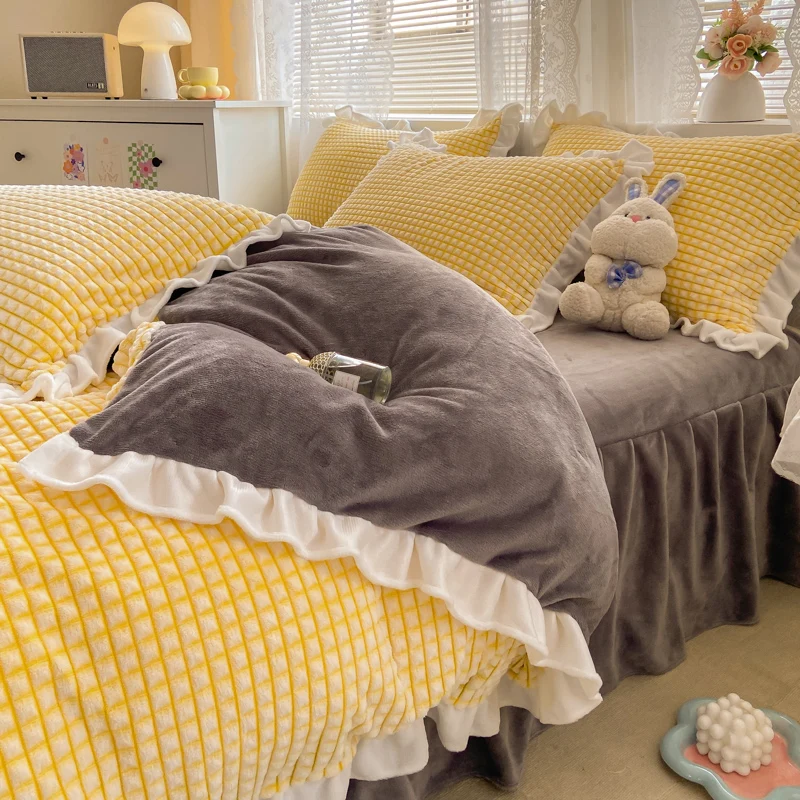 ������ ���� ����� �ܿ� �̺� Ŀ��, �ε巴�� ������ ���� ĳ�ù̾� �̺� Ŀ��, �ܻ� ���� ������ ħ�� Ŀ��, ����