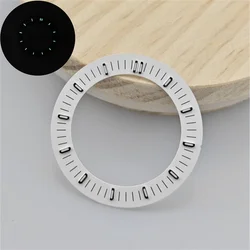 Hollow Dial Circle with Green Luminous Watch Accessories and Pins, 31mm (White)
