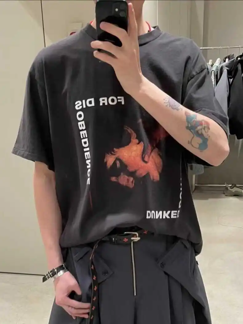 

Футболка унисекс, новинка сезона осень/зима 2024, винтажная потертая свободная футболка с коротким рукавом и портретным принтом в американском стиле, уличная мода