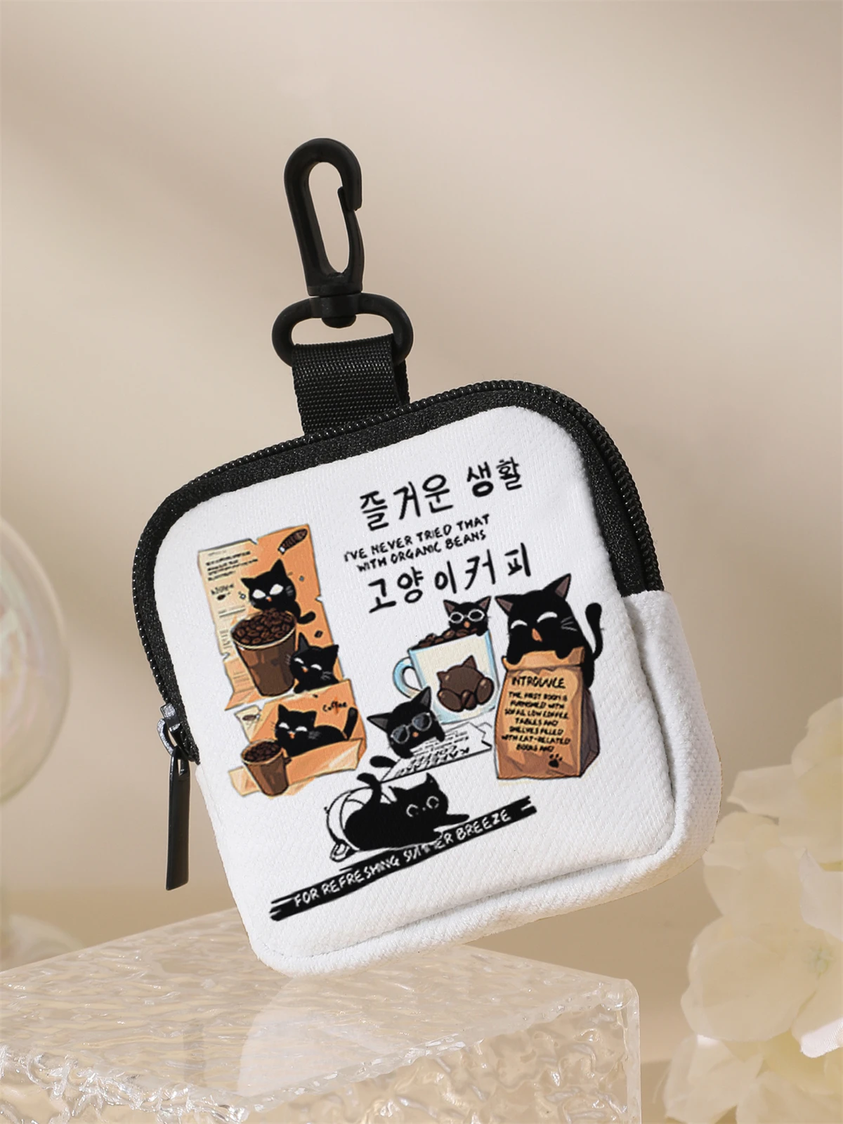 A large capacity wallet with a black cat pattern, digital printed coin wallet, and storage bag are ideal choices for GIFs