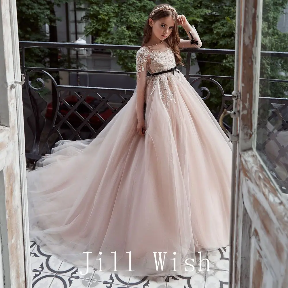 Рисунок 3 - Jill Wish роскошное платье с жемчугом