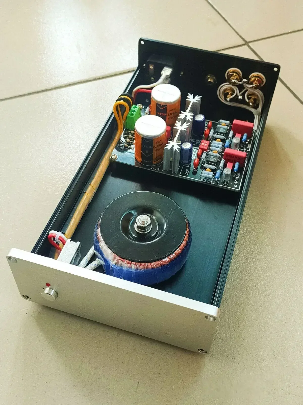 Scheda Amplificatore Phono MM/MC RIAA Fai-da-te - Doppio Stadio Attivo/Passivo, Basso Rumore, Dimensioni 84x77mm