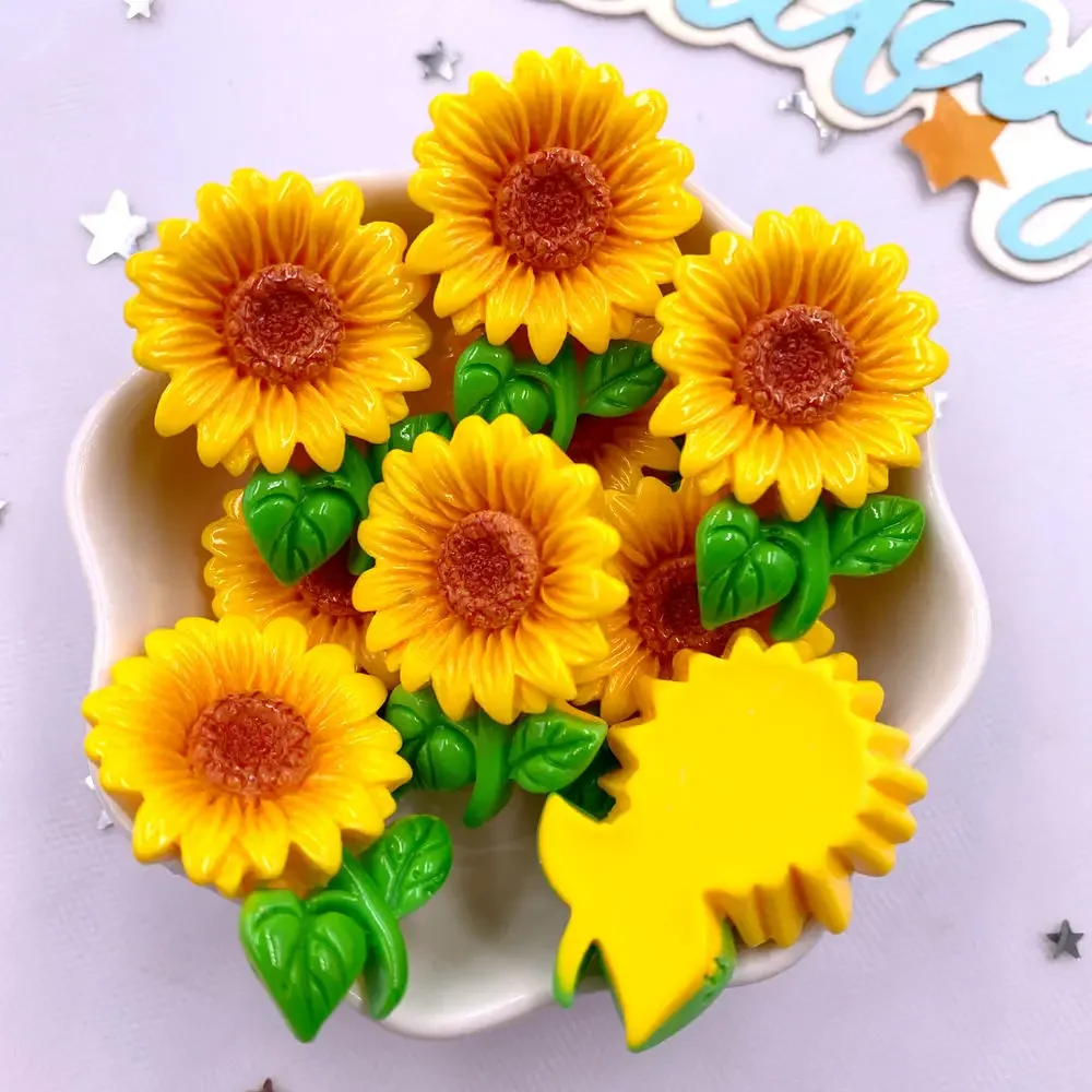 Set of 10 Colorful Resin Flower Figurines for DIY Crafts and Decoration