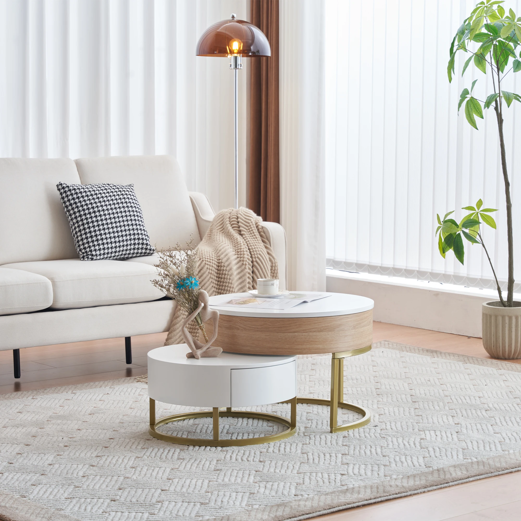 Goldene Satztische, klappbare Couchtischkombination, Beistelltisch mit zwei Schubladen. 2-teiliges Set. – Detail 18