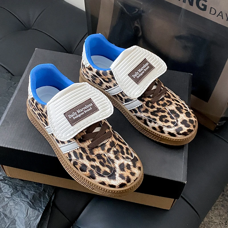 Fashion Leopard Skateboard Shoes For Women Comfortable Flat Low-top Leather Sneaker