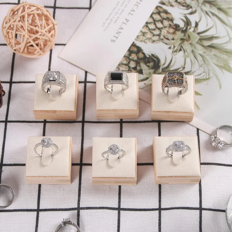 Bamboo Ring Holder Organizer with Velvet Mat