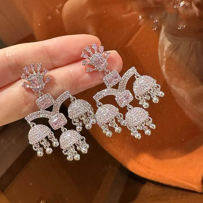 

Premium umbrella-shaped fringed long earrings pink zircon unique super flashing catwalk dress smart jewelry