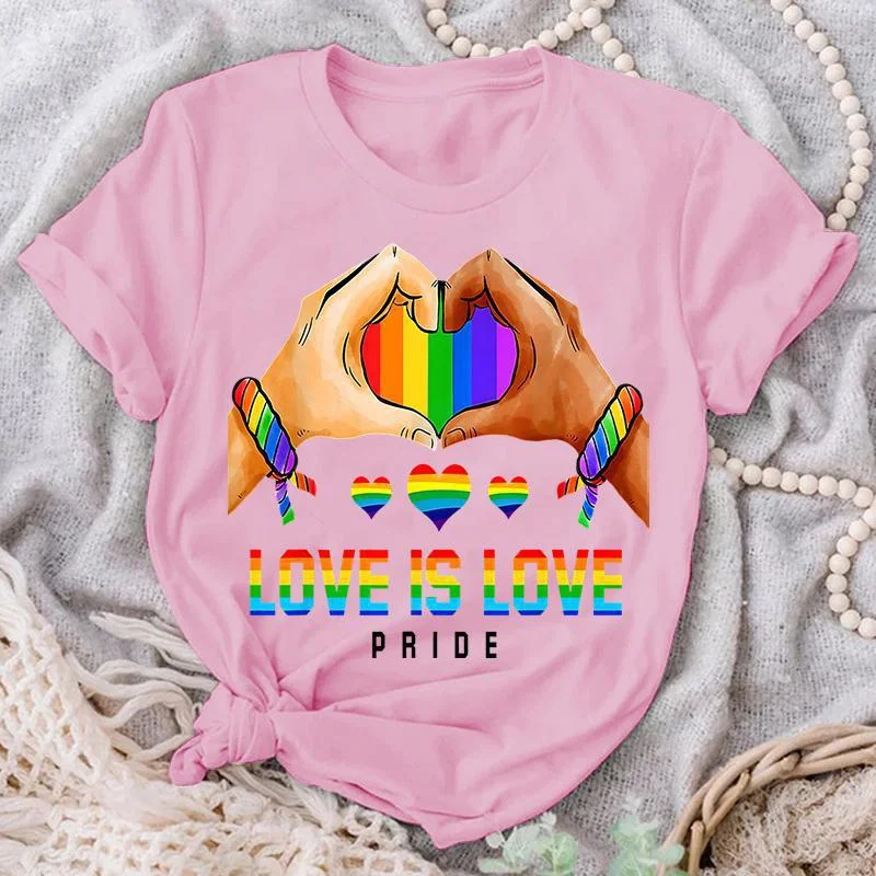 Рисунок 6 - Женская модная футболка с принтом Love Is Love Pride
