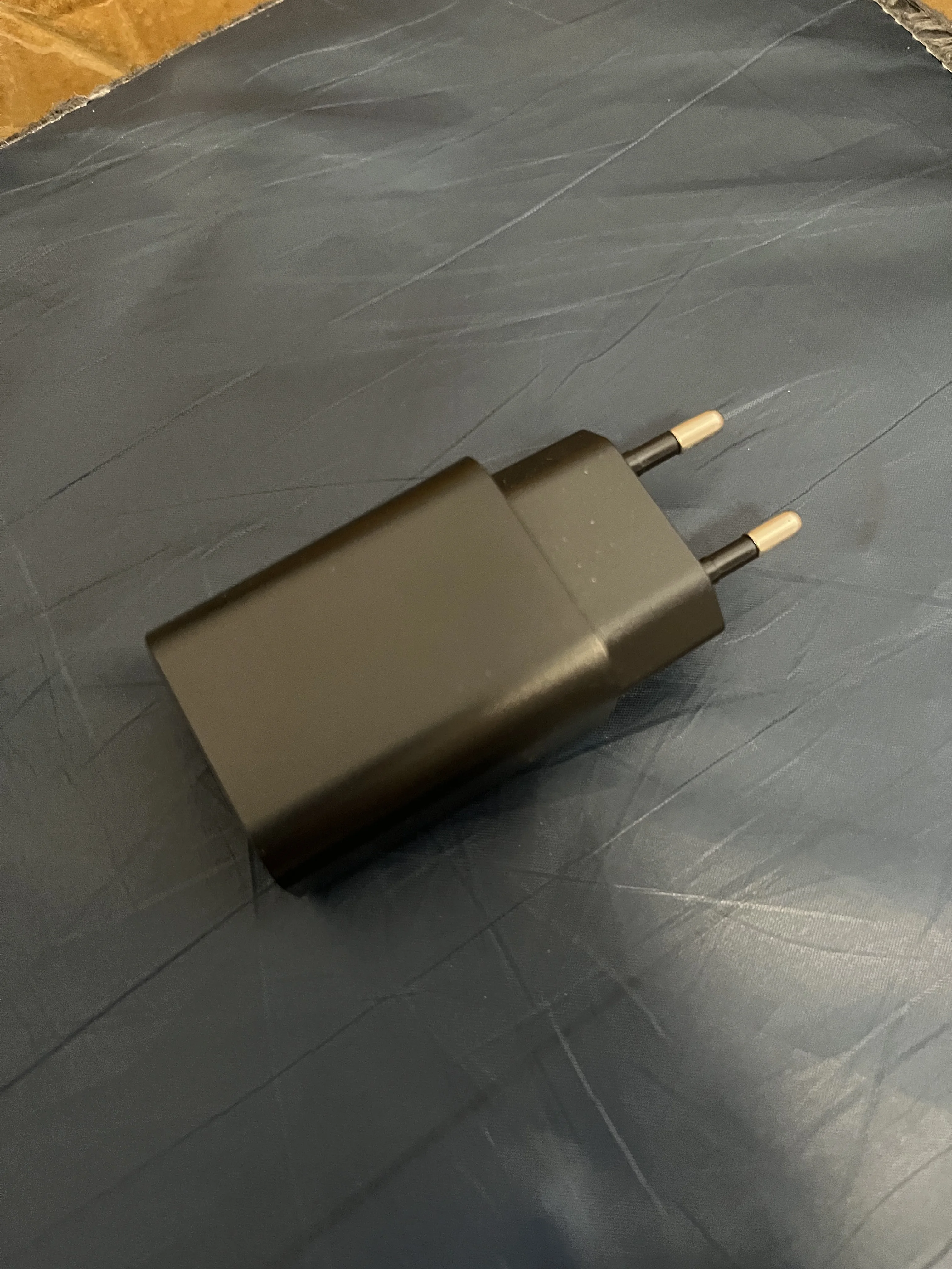 DC charger Charger DC 12-24V for pans