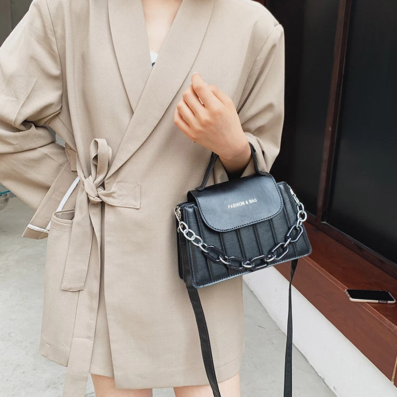 Chic Daily Clutch Bag Chains Flip Purse Women Shopping Shoulder Bag Pleated Leather Classic Pouch Red Totes Handbag