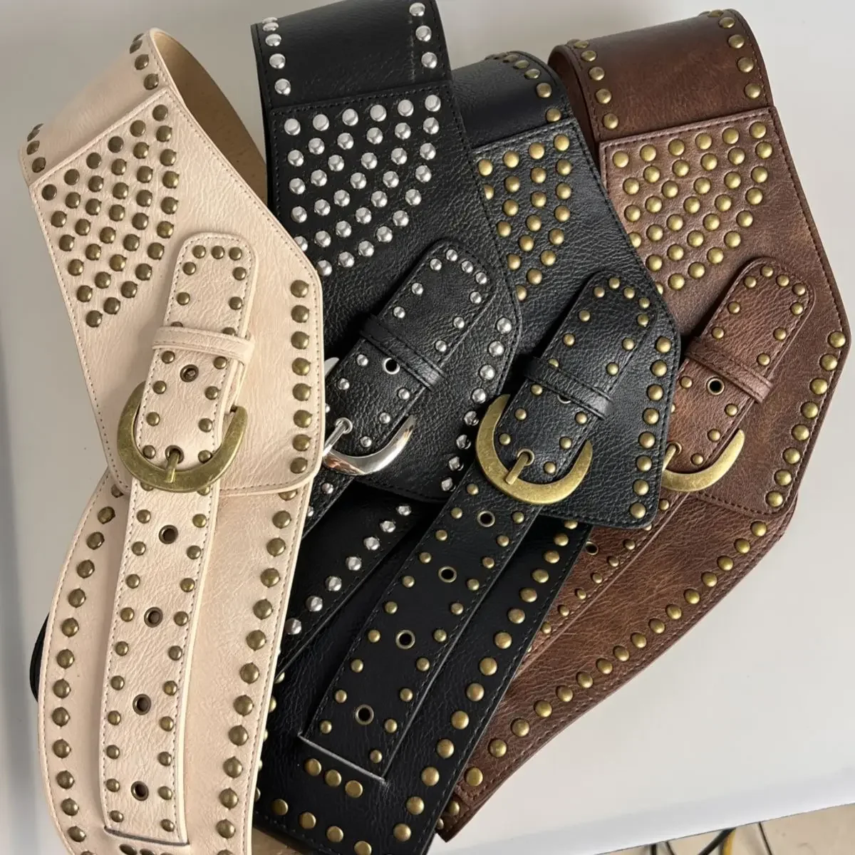 小物 00s y2k grange punk studded western belt Sdd2a8eabcd3e48418a6f7a2f380a7