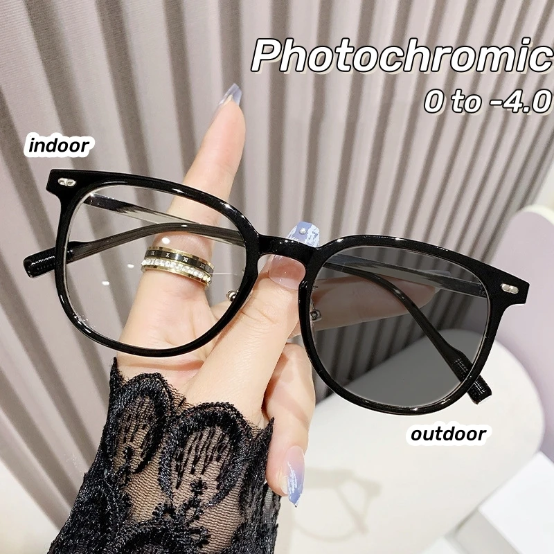 

2024 Retro Round Anti Blue Light Near Sight Glasses Photochromic Myopia Glasses for Women Men Ultra Light Diopter Eyeglasses