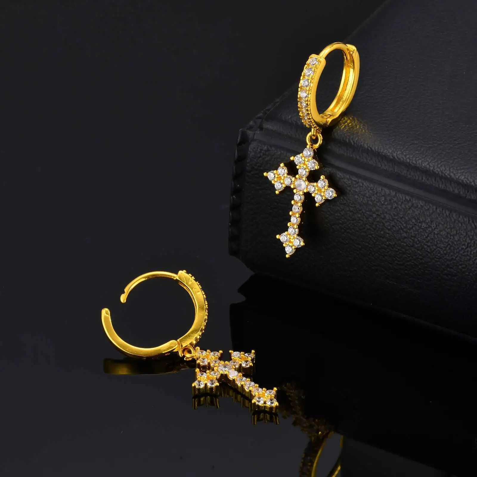 アクセサリー PREEK Cross Earrings PREEK - プリーク | 公式通販サイト | ACRMTSM