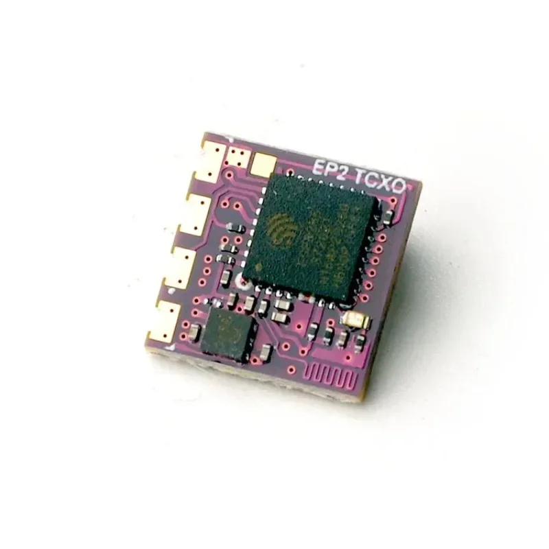HappyModel ELRS EP2 TCXO Récepteur 2.4G, vue rapprochée des broches et du boîtier pour drone FPV.