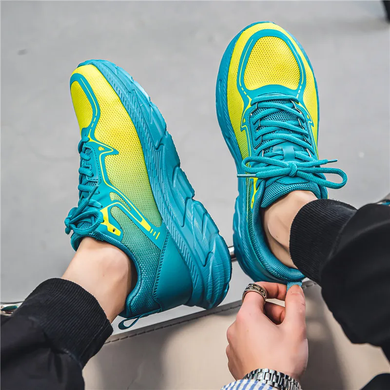 

Men's Summer Lightweight Mesh Sneakers Comfortable Running Shoes Outdoor Casual Shoes Plus Size Cushioning Non-Slip Sneakers