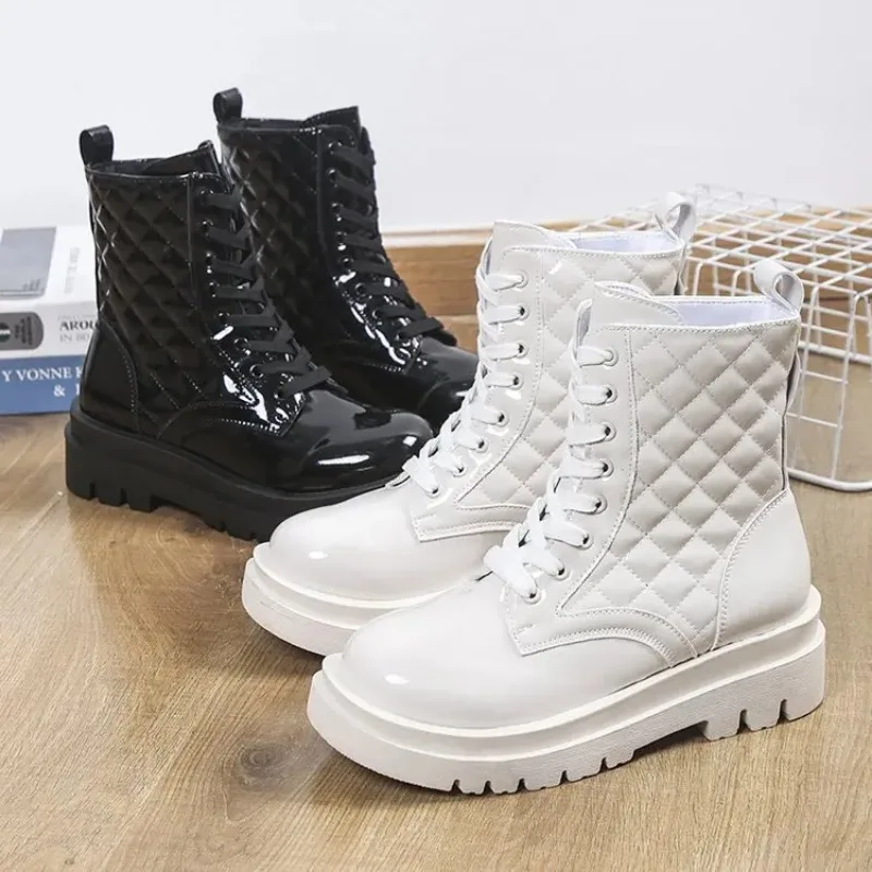 

Новинка Осень-зима 2022, мотоциклетные ботинки на платформе и толстом каблуке со шнуровкой, модные ботинки