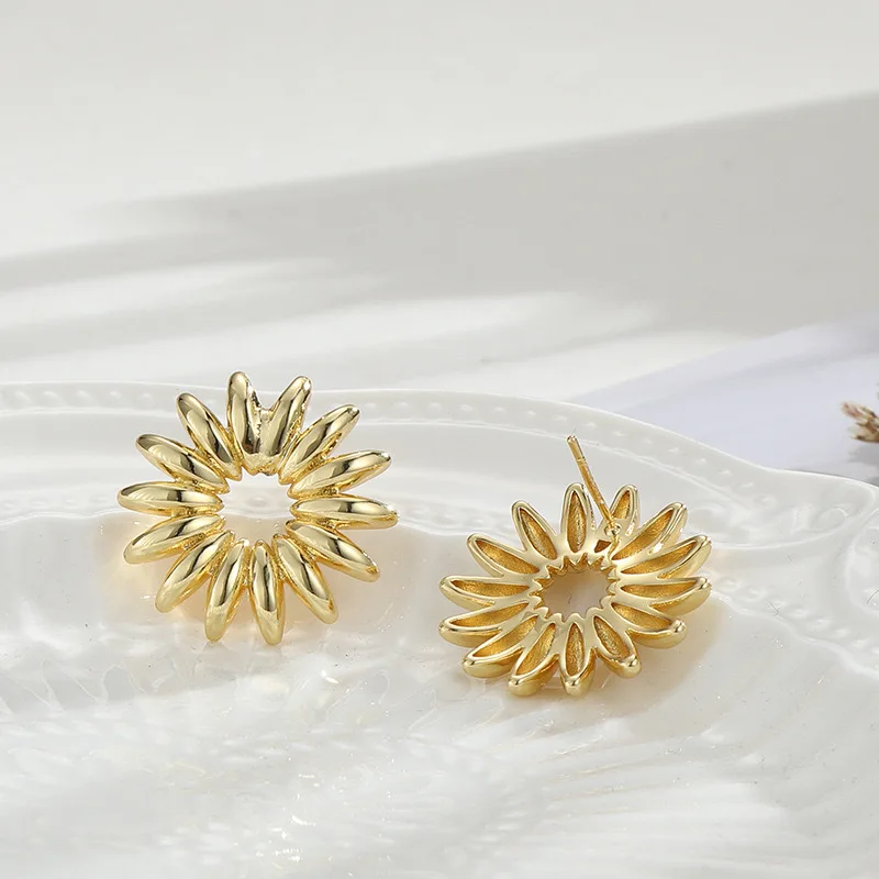Real 925 Sterling Silver Sunflower Daisy Flower Plant Stud Earrings for Women Light Luxury Fine Jewelry Minimalist Accessories silver earrings silver stud earrings womens earrings