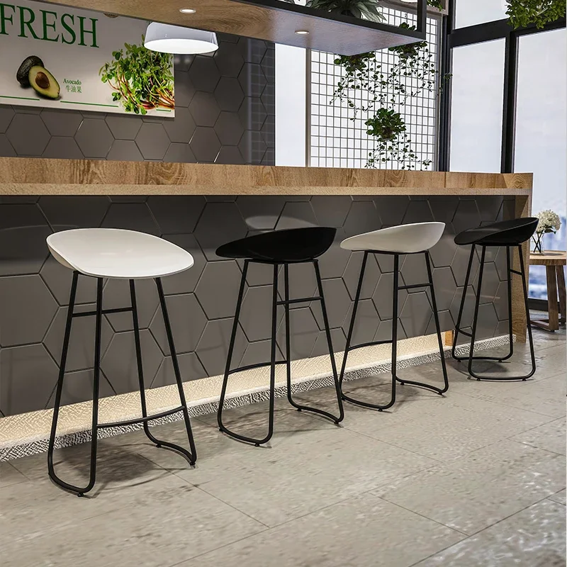 

Designer Office Bar Stools Makeup High Aesthetic Counter Minimalist Metal Legs Barstools Living Room Cadeira Salon Furniture