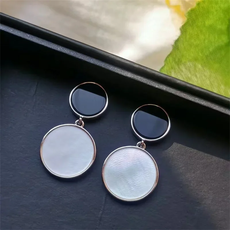 

S925 Silver Exaggerated Earrings for Women's Tassels Fashion Luxury Light Earrings as a Gift for Girlfriend and Best Friend