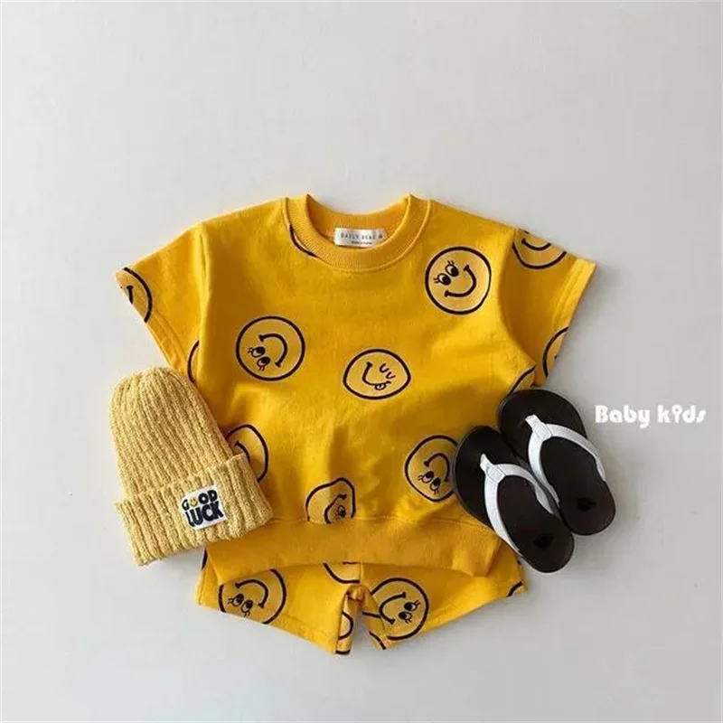 

2022 Summer New Cotton Baby Clothes Set Boys And Girl Cute Smiley Print Tops + Shorts 2pcs Kids Children Clothing Suit