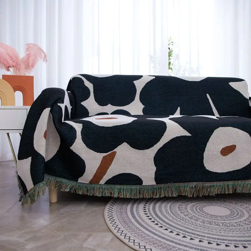 

Poppy Flower Black and White Couch Protector Slipcovers for Reclining Chair Sofa Jacquard Sofa Cover Furniture Protector for Dog