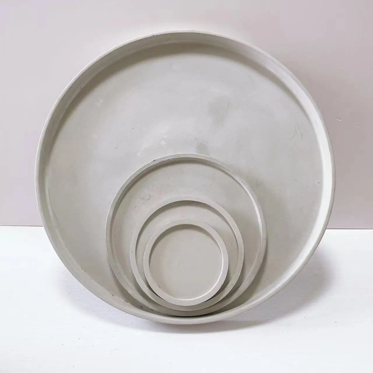 Round Cement Tray Mold for DIY Epoxy Resin and Home Decoration Crafts