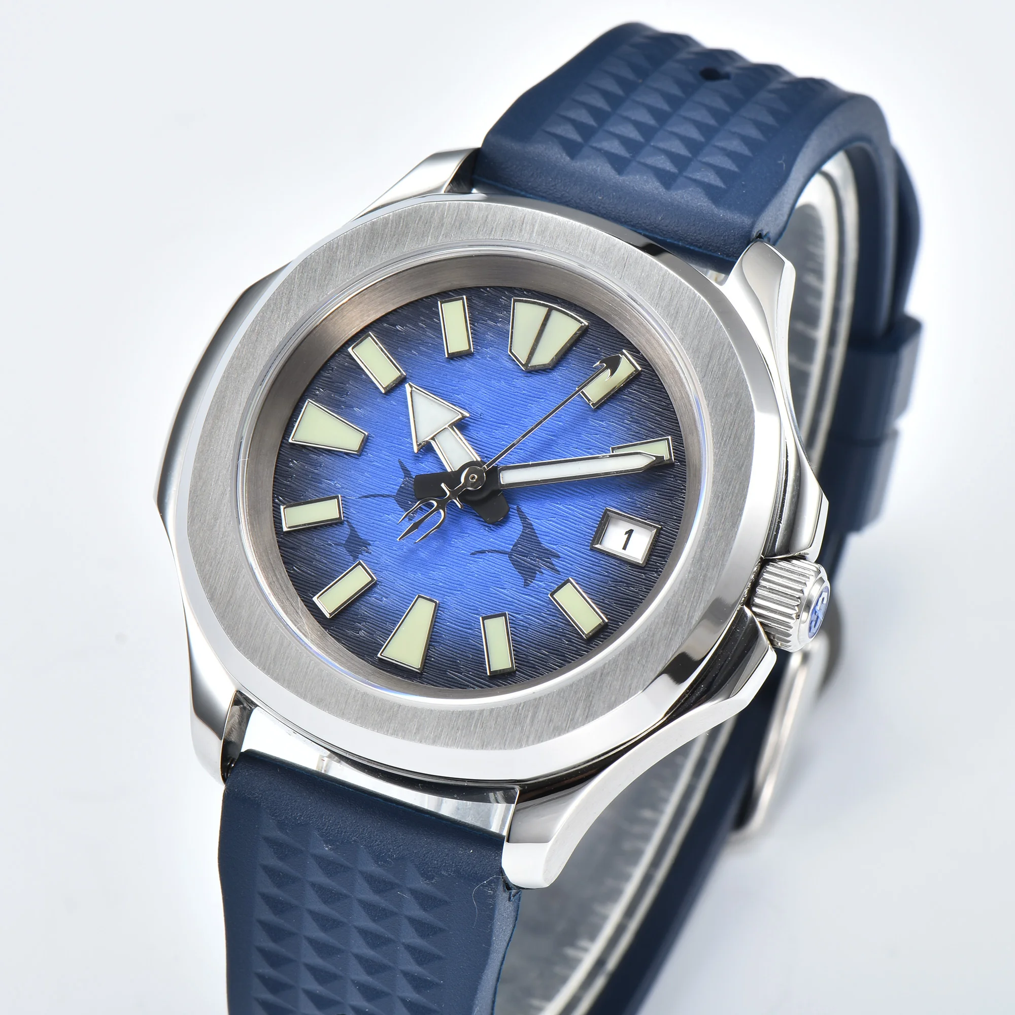 

40mm Mechanical men's watch NH35 Skx 007 Watch Stainless Steel Case Sapphire Glass Automatic Watch Men's Glow