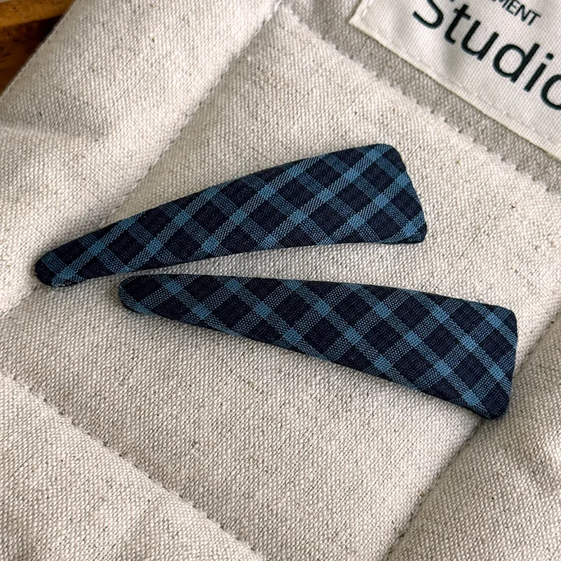 Modische Clip-On-Haarspange mit dreieckigem Karomuster, süßer und einfacher Pony, BB-Clip, seitlicher Clip mit elegantem und vielseitigem Haar-Accessoire – Detail 15