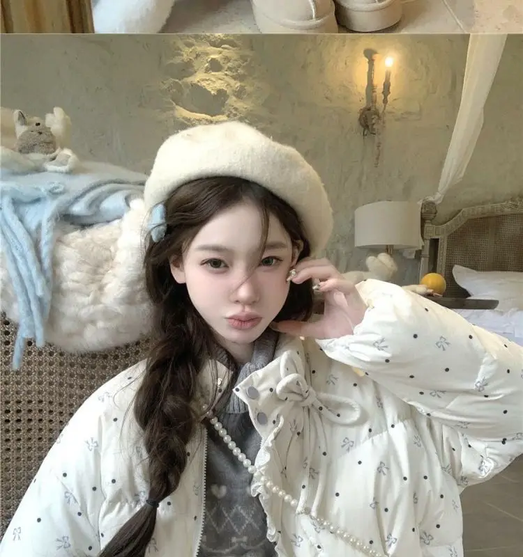 Women's Autumn Winter Outerwear Tops Cotton Breaded Clothes Bow Crushed Flower Outerwear Design Luxury Brand Simple Fashion