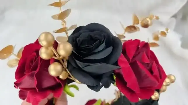 Fascia Per Capelli Floreale Con Rose - Corona Di Fiori Per Sposa, Feste E Matrimoni - Diametro 8,7 Cm