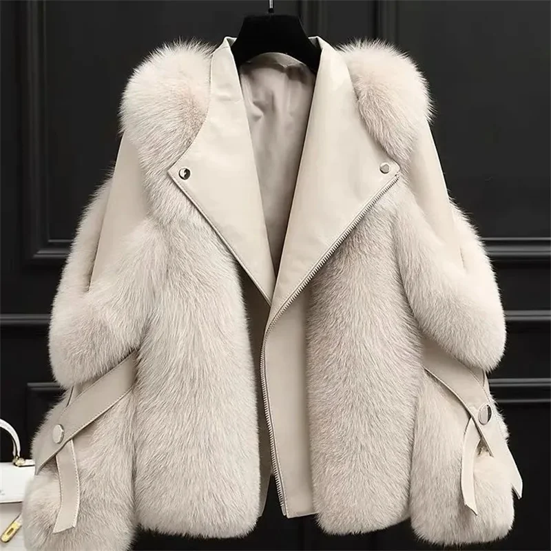 2025 New Autumn Winter Imitation fox fur Jacket For women's Fashion Loose Short Zipper Faux fur Coat Female Motorcycle Jackets