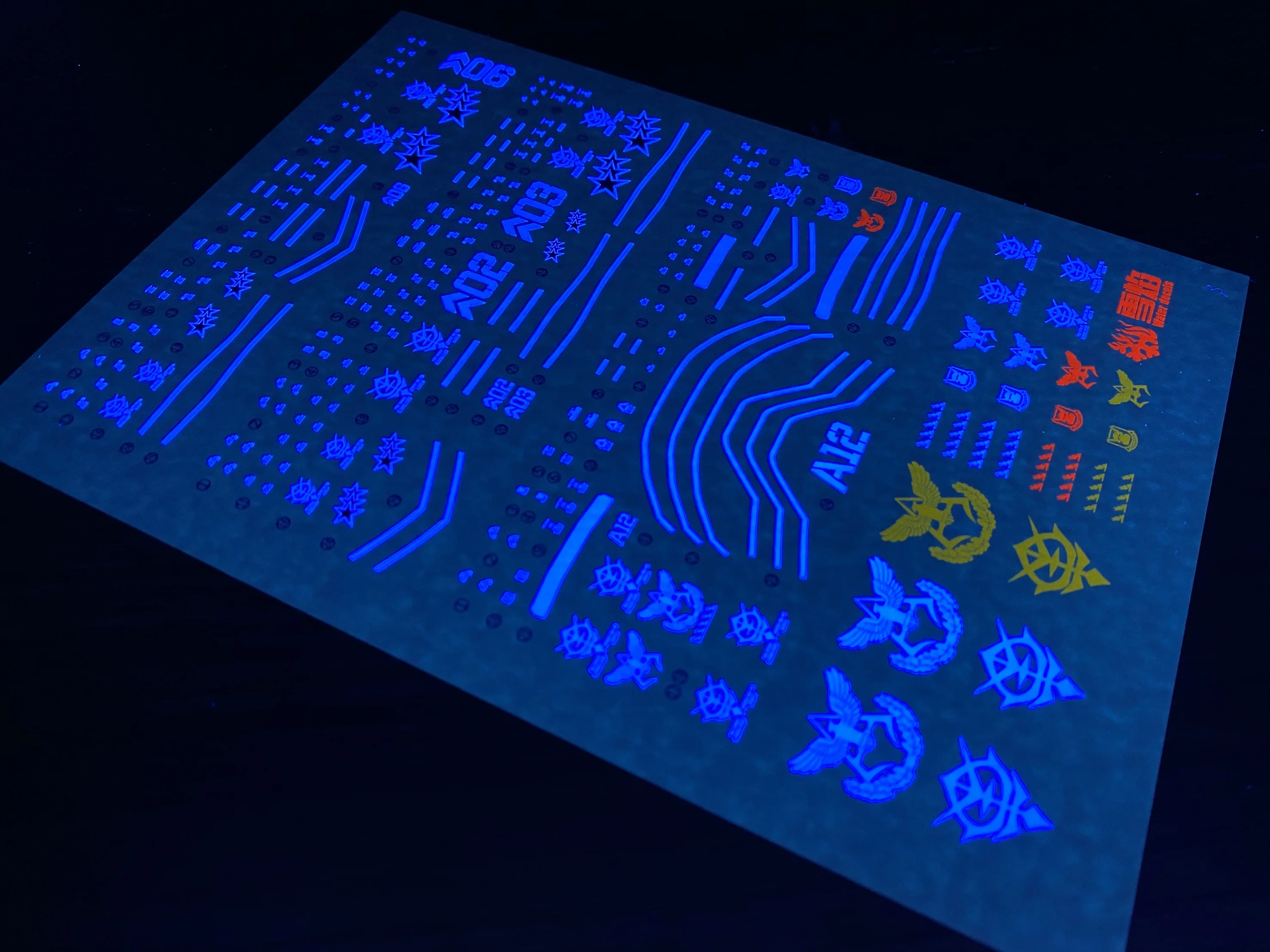 Flaming Snow Water Decals HG-02 Fluorescent Sticker For HG 1/144 Zaku II / Black Tri-Star Model Figures Building DIY